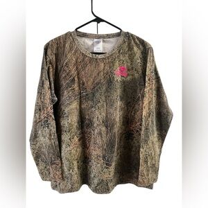 Mossy oak camo long sleeve shirt